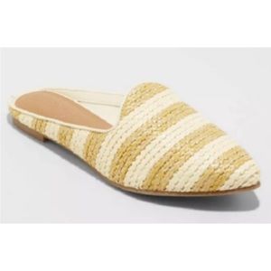 Beige Memory Foam Flats • Never Been Worn